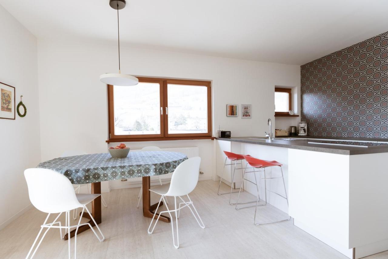 Schoene Wohnung Am Stadtrand Von Meran Valentinhof Extérieur photo